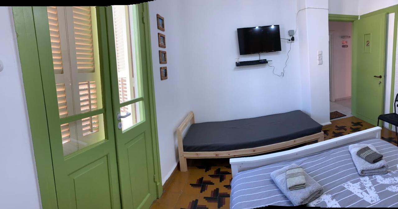 Guesthouse Comfy - Separate Rooms In The Apartment For A Relaxing Holiday Хайфа Екстериор снимка