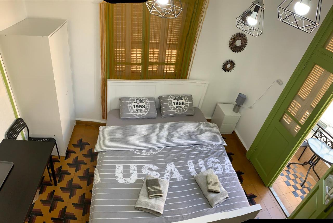 Guesthouse Comfy - Separate Rooms In The Apartment For A Relaxing Holiday Хайфа Екстериор снимка