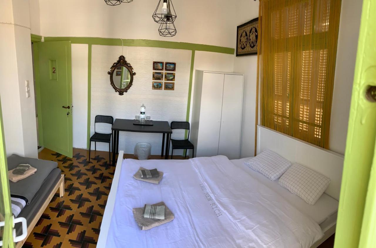 Guesthouse Comfy - Separate Rooms In The Apartment For A Relaxing Holiday Хайфа Екстериор снимка