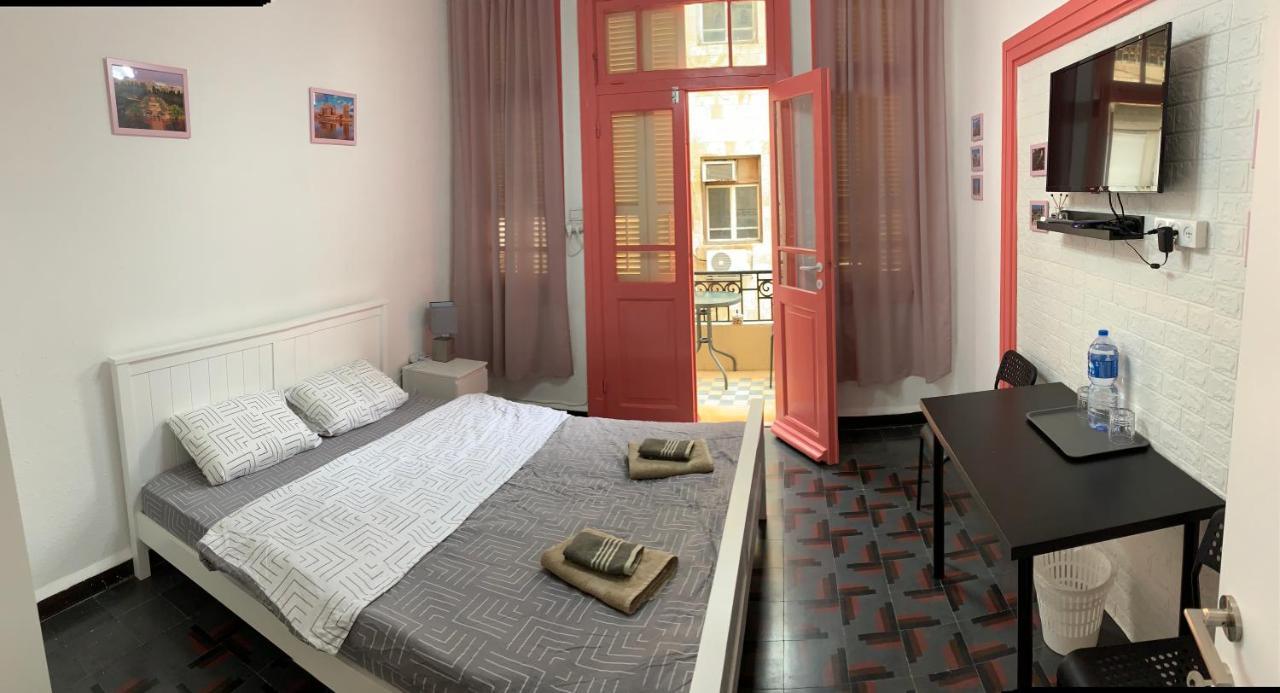 Guesthouse Comfy - Separate Rooms In The Apartment For A Relaxing Holiday Хайфа Екстериор снимка