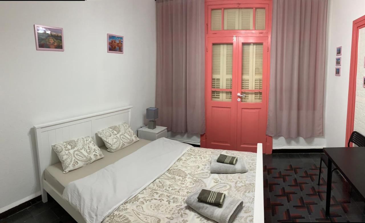 Guesthouse Comfy - Separate Rooms In The Apartment For A Relaxing Holiday Хайфа Екстериор снимка