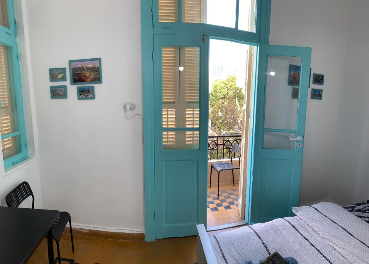 Guesthouse Comfy - Separate Rooms In The Apartment For A Relaxing Holiday Хайфа Екстериор снимка