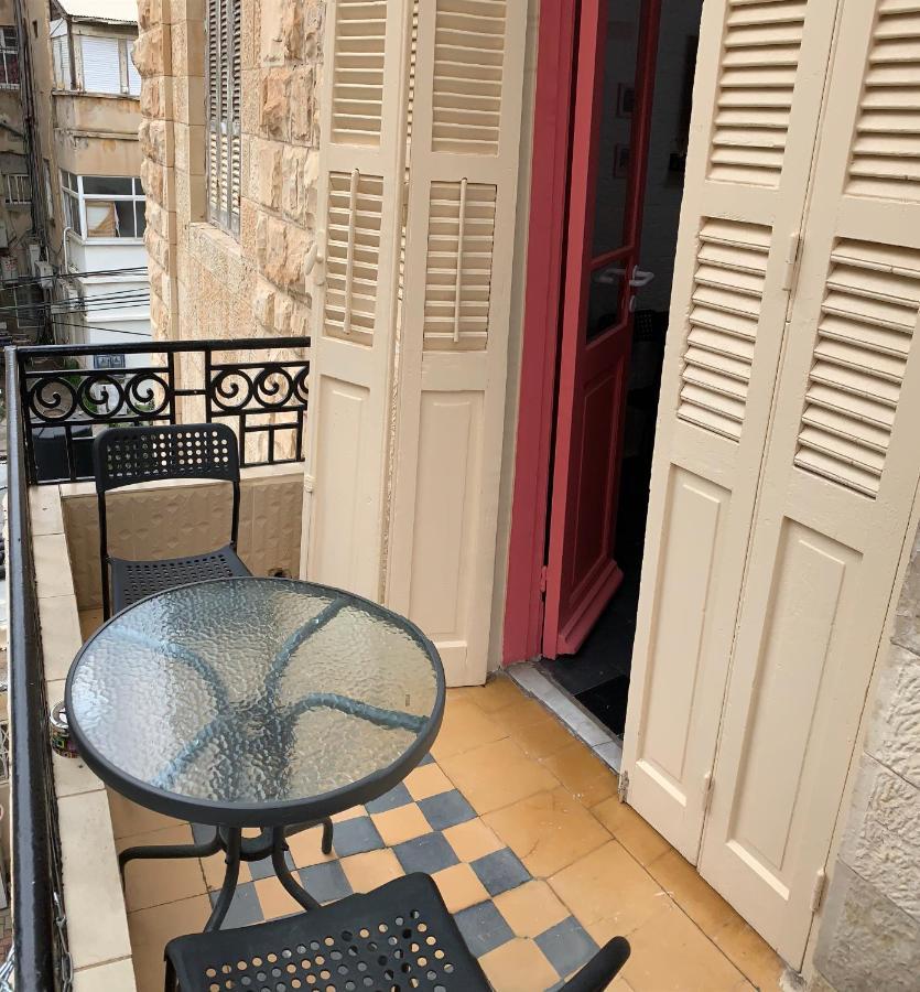Guesthouse Comfy - Separate Rooms In The Apartment For A Relaxing Holiday Хайфа Екстериор снимка