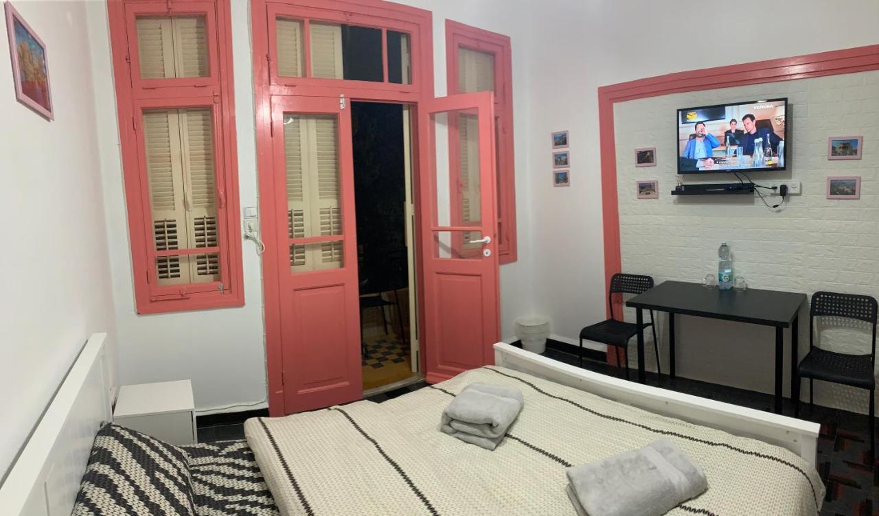 Guesthouse Comfy - Separate Rooms In The Apartment For A Relaxing Holiday Хайфа Екстериор снимка
