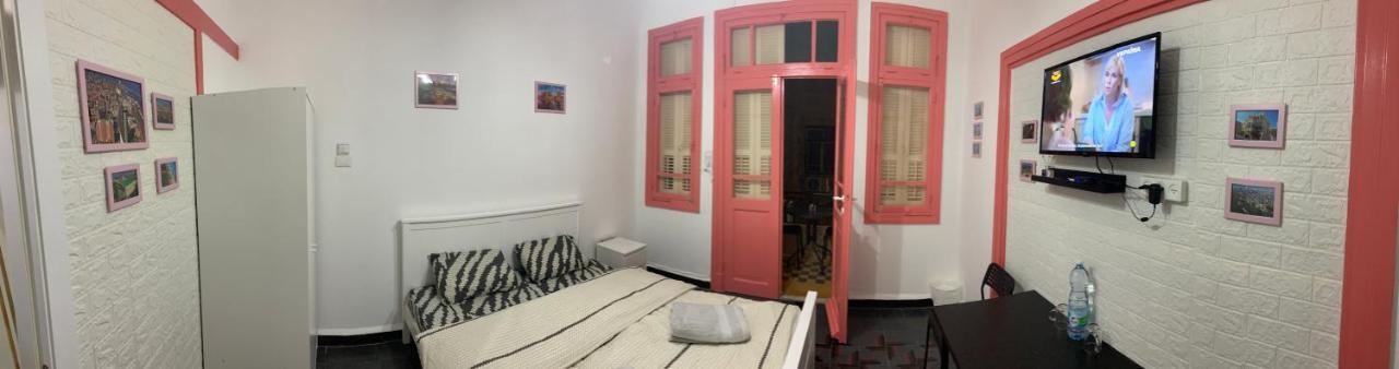 Guesthouse Comfy - Separate Rooms In The Apartment For A Relaxing Holiday Хайфа Екстериор снимка