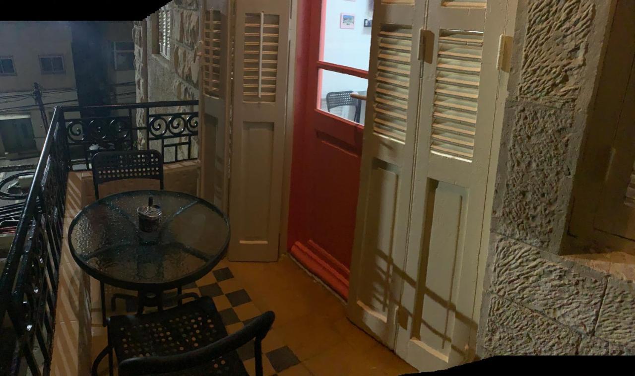 Guesthouse Comfy - Separate Rooms In The Apartment For A Relaxing Holiday Хайфа Екстериор снимка