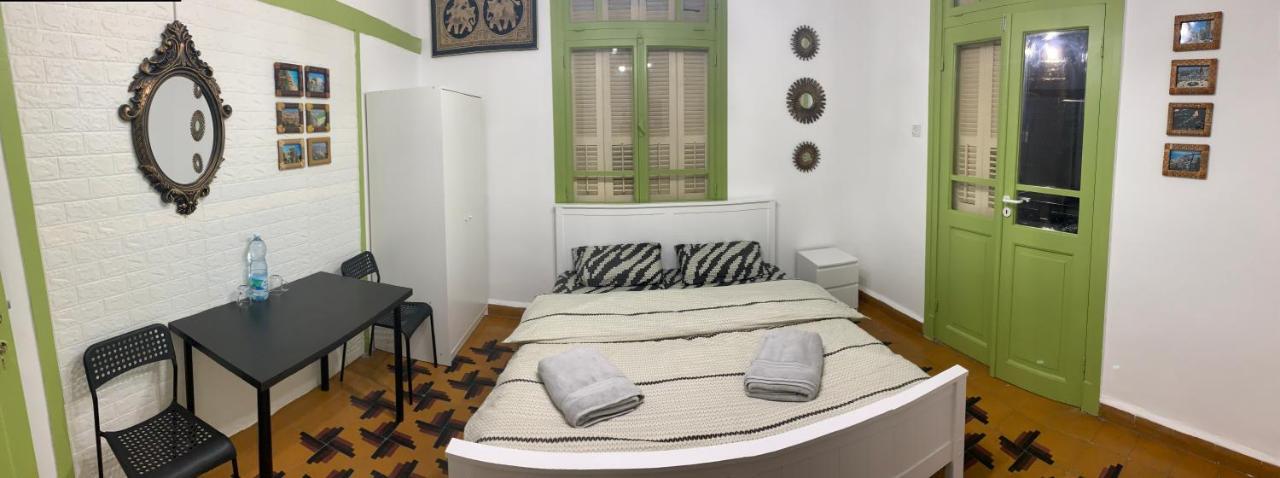 Guesthouse Comfy - Separate Rooms In The Apartment For A Relaxing Holiday Хайфа Екстериор снимка