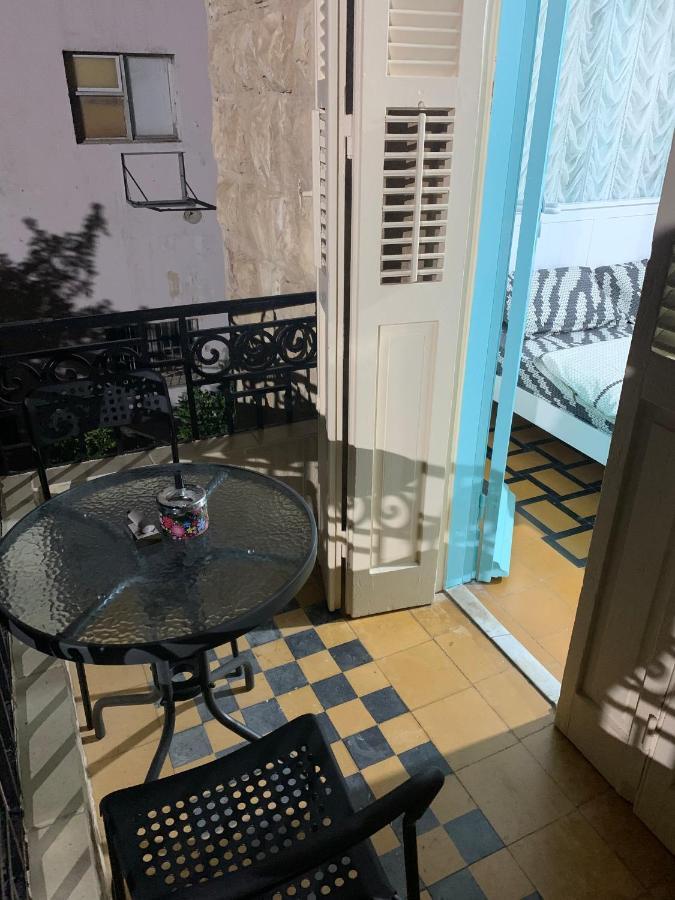 Guesthouse Comfy - Separate Rooms In The Apartment For A Relaxing Holiday Хайфа Екстериор снимка