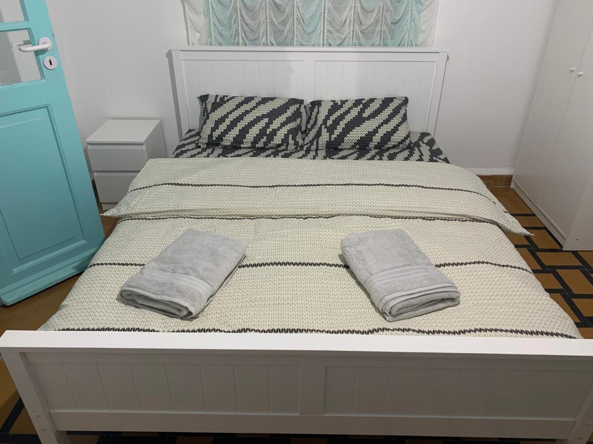 Guesthouse Comfy - Separate Rooms In The Apartment For A Relaxing Holiday Хайфа Екстериор снимка