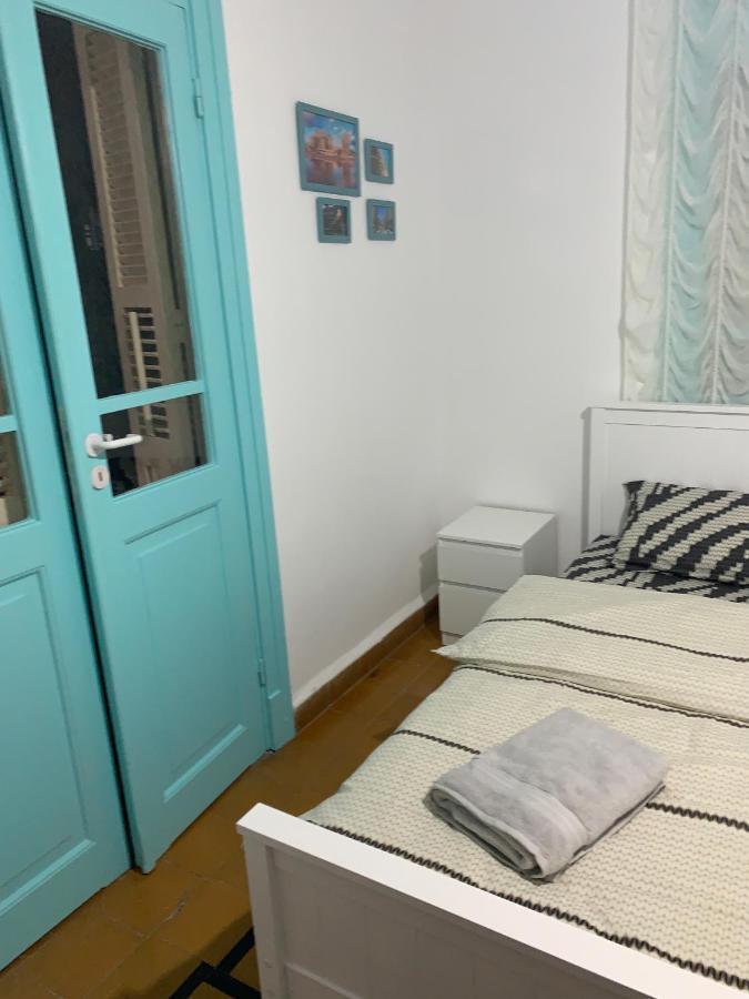 Guesthouse Comfy - Separate Rooms In The Apartment For A Relaxing Holiday Хайфа Екстериор снимка